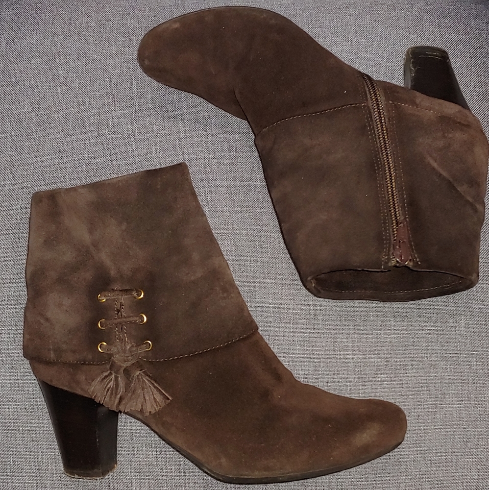 VANE Suede Booties with Tassle
